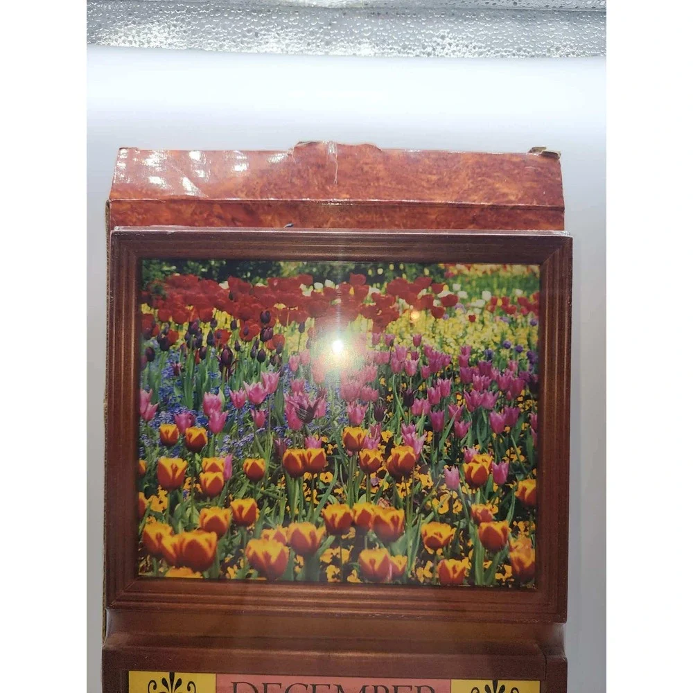 Four Seasons Perpetual Calendar Wooden Wall Decor Interchangeable Tiles Floral